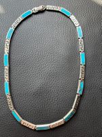 Collier argent 925 et opale bleue motif clé grecque 37.58 g