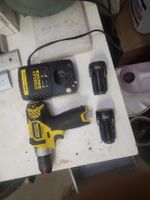 Akkuschrauber Stanley Fatmax 10.8V mit Ladegerät und Akkus