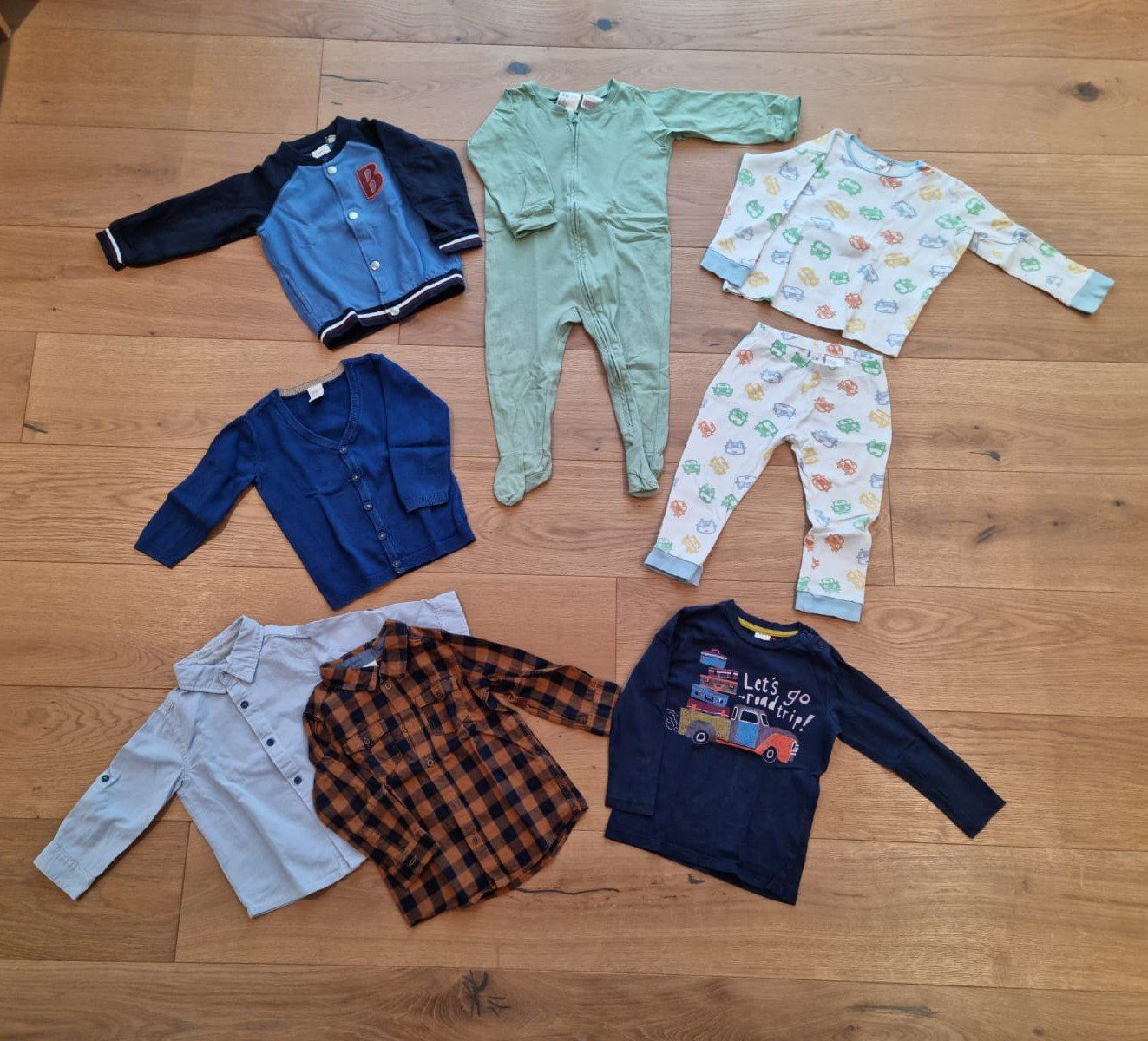 Lotti & Set di vestiti: Kleiderpaket Grösse 86 – Usato da Laupen ZH venduto da jbu_m9st 2