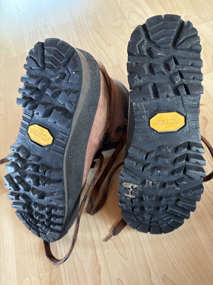 Chaussures hommes: Wanderschuhe Grösse 37 Leder – D'occasion à Dettighofen (Lengwil) par Dolol 4