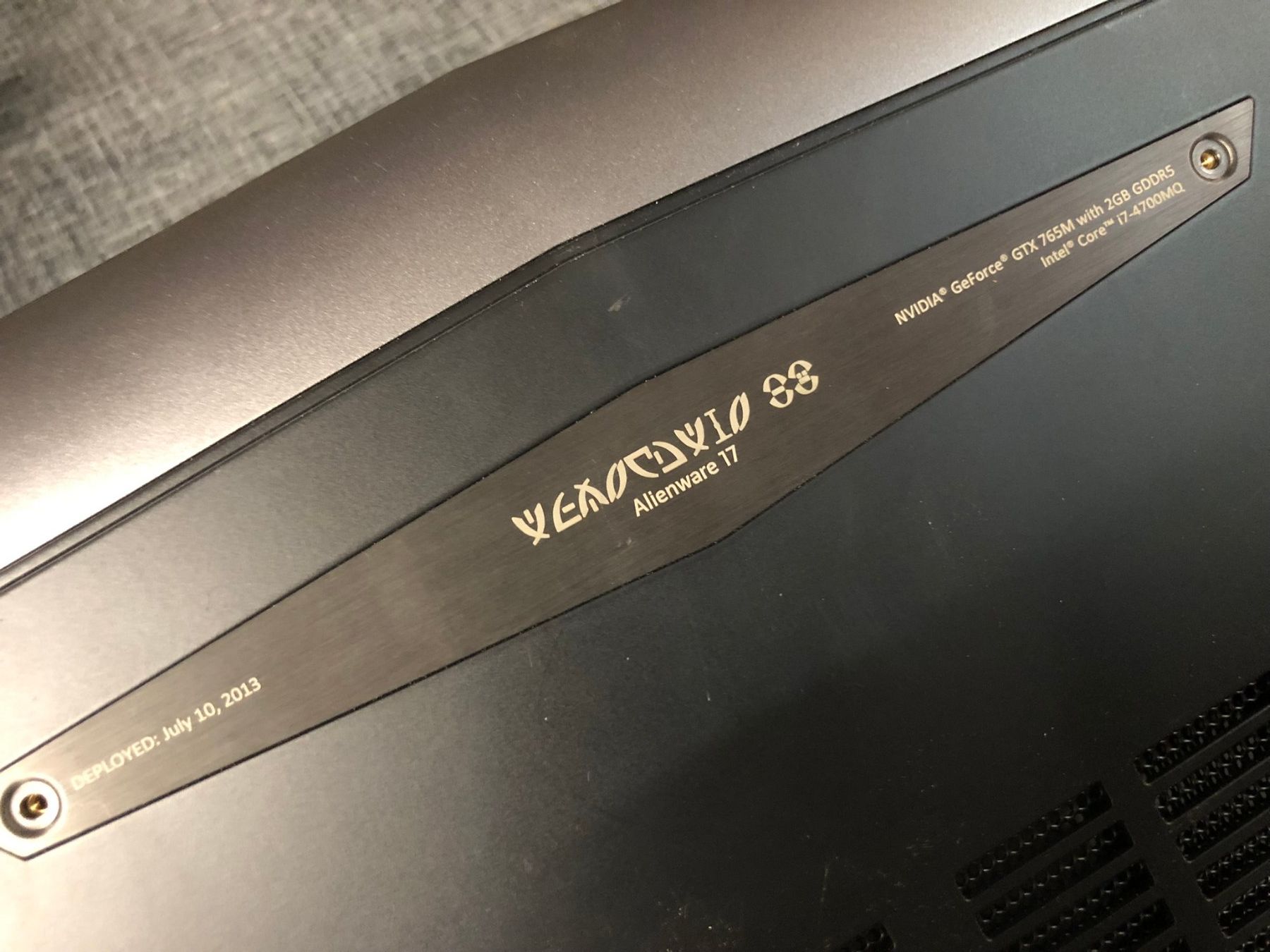 Alienware Notebooks: Laptop ALIENWARE 17 (Dell) defekt – Defekt aus Hinterkappelen von atomschnee 9