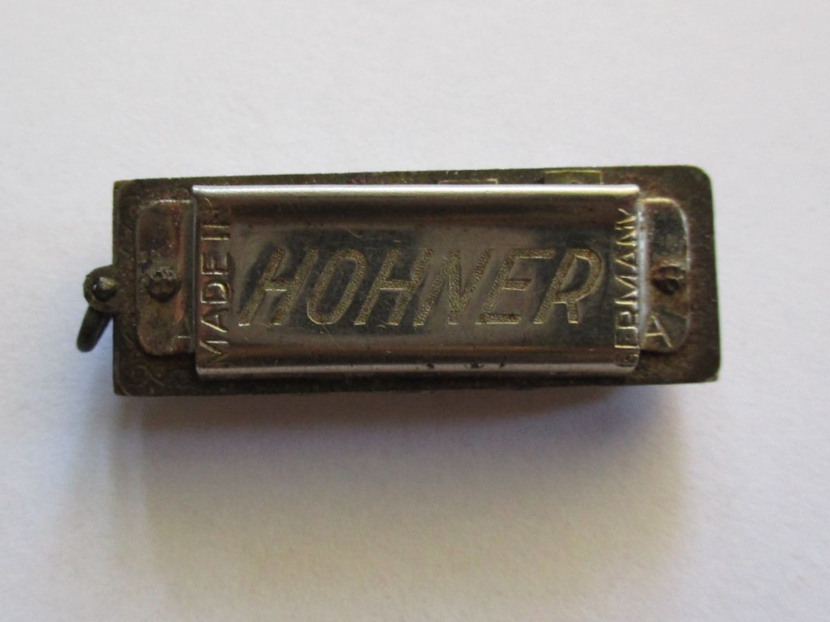 Strumenti musicali: Pour collection - Harmonica Hohner miniature – Usato da La Sarraz venduto da vic_v6kz 2