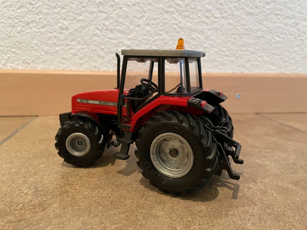Siku 1/32 – Massey Ferguson 4270 + Transporter Box 2853 – Tracteur Diecast – Occasion