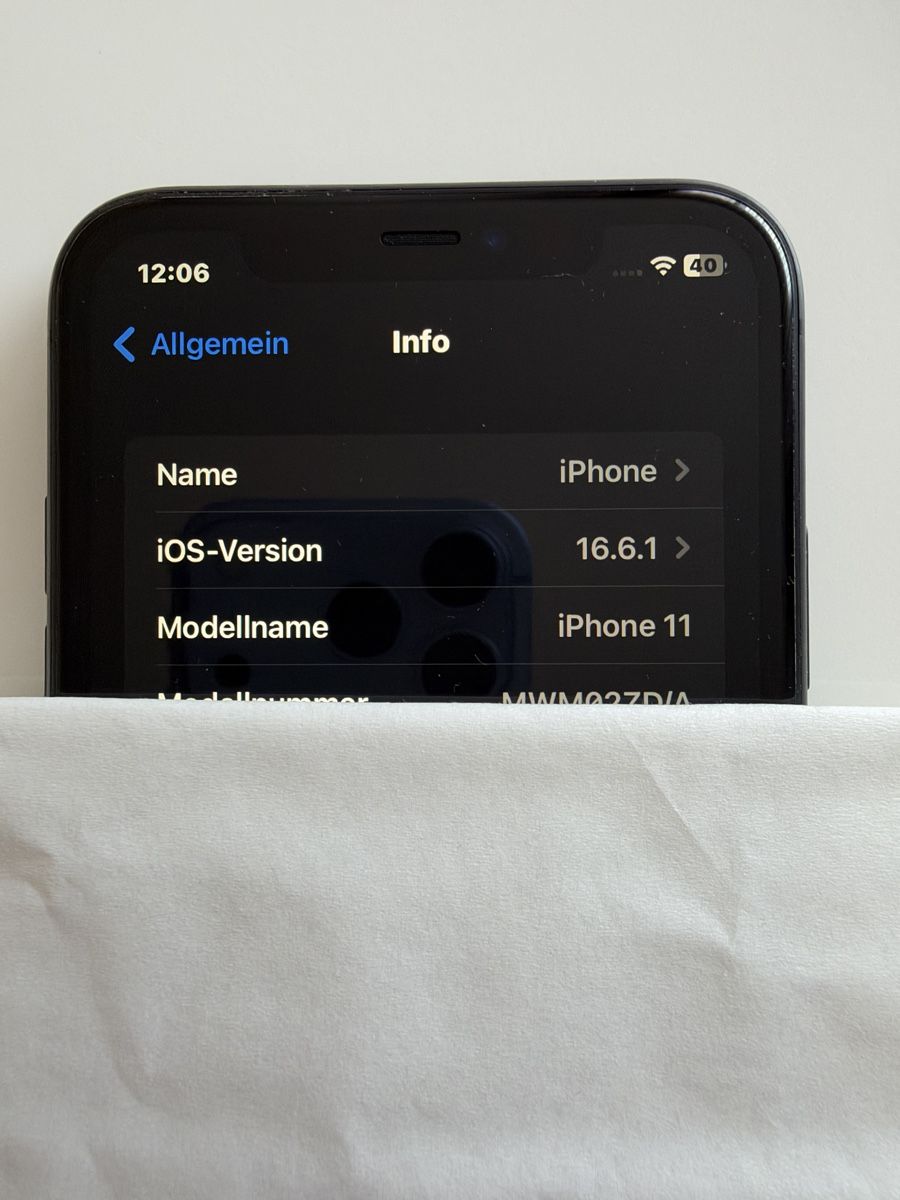 Apple Handys / Smartphones: iPhone 11 – Gebraucht aus Flamatt von SCHUTTE 2
