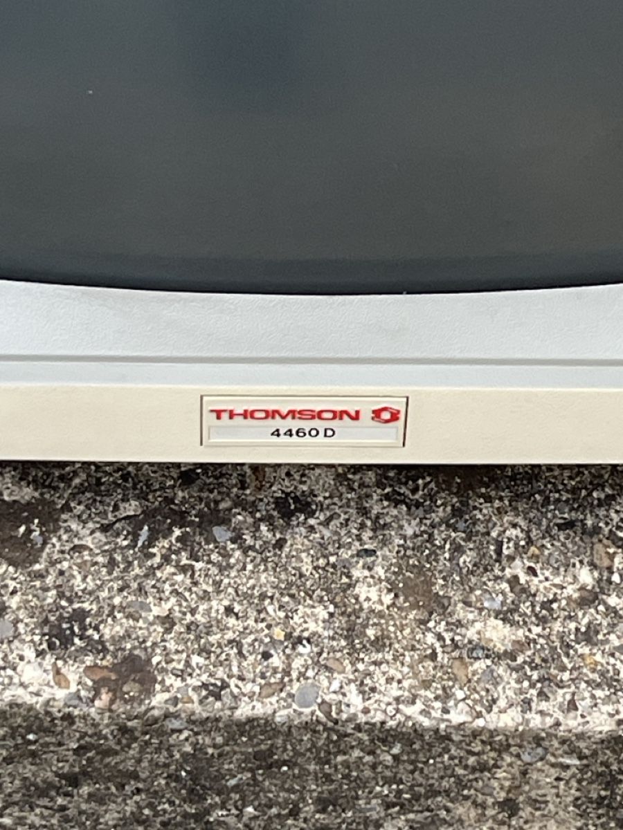 Monitore: Vintage Computer Bildschirm Thomson 4460 D Röhrenmonitor – Defekt aus Dettighofen von Moshop 1
