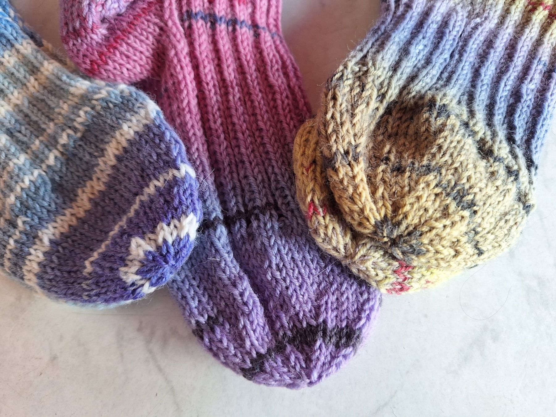 Calze per bambini: 3 PAAR SOCKEN HANDGESTRICKT - GR 36 – Nuovo (secondo la descrizione) da Huttwil venduto da Kunterbuntli 2