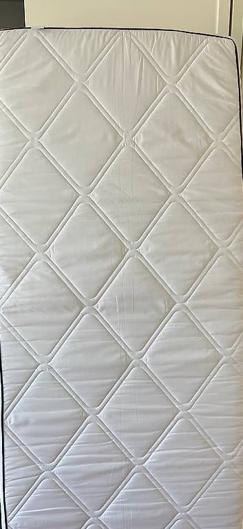 Matratzen: Matratze 2m x 80cm – Gebraucht aus Arlesheim von jom_sjk5