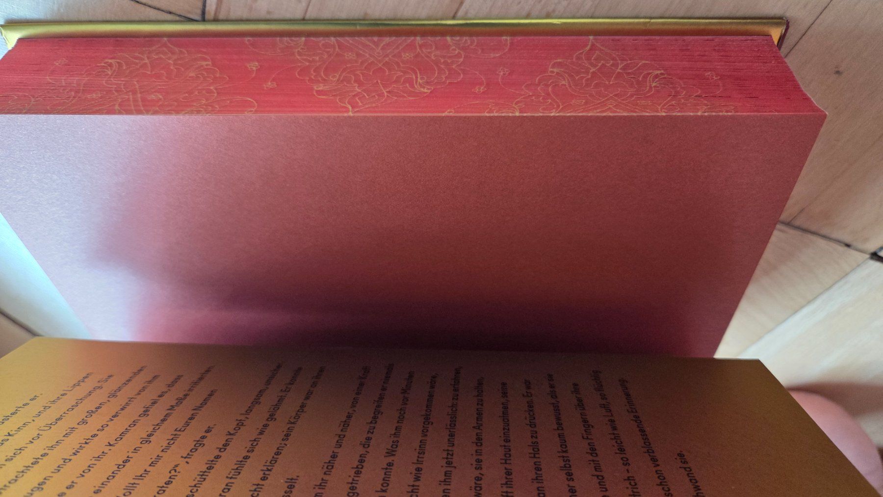 Libri: This woven Kingdom Tahereh Mafi Farbschnitt – Nuovo (secondo la descrizione) da Weggis venduto da Leeclipse 2