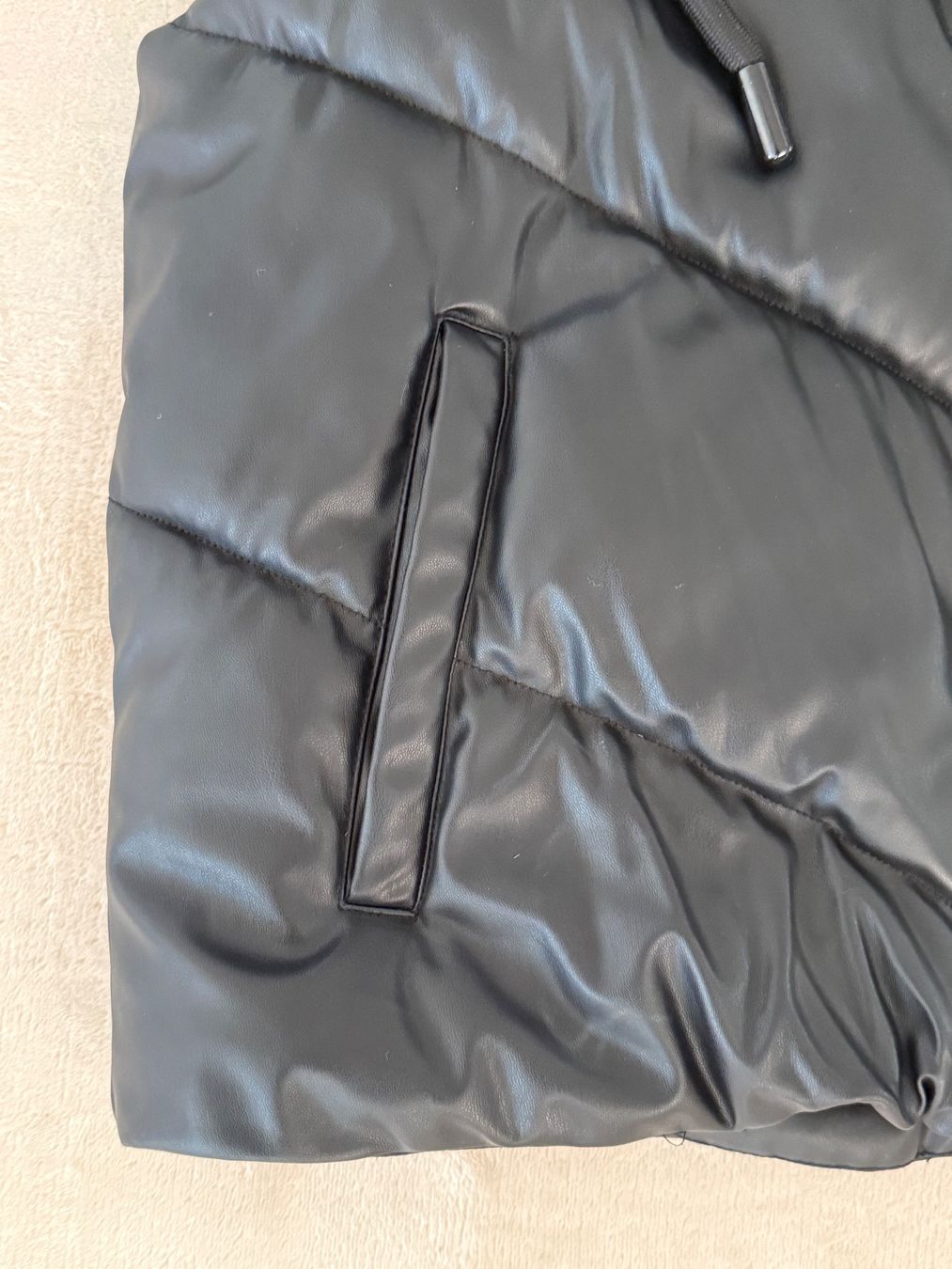 Zara Gilets & Westen: Zara Kunstleder Weste – Gebraucht aus Uzwil von Hyrije.s 2