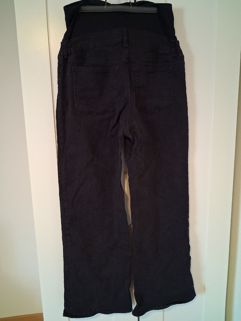 Jeans: Schwangerschafts Jeans – Gebraucht aus Mettmenstetten von sell4purpose