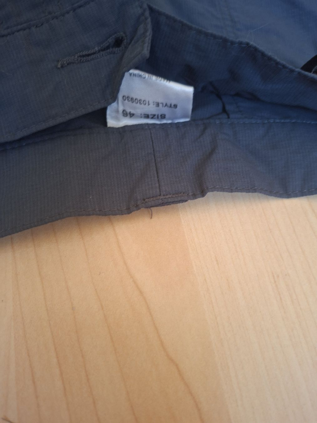 Mammut Pantaloni: Mammut Outdoor 3/4 Hose Grösse 46 – Usato da Sumiswald venduto da Cicco02 1