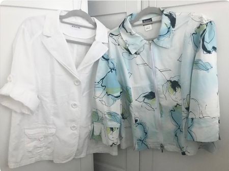 Zwei Sommerblazer Grösse 44