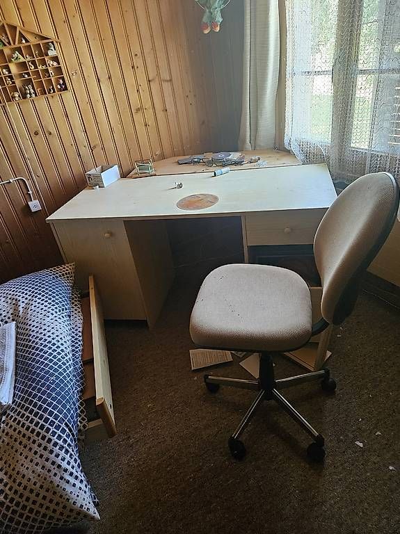 Bureaux: Bürotisch  – D'occasion à Degersheim par jakschw