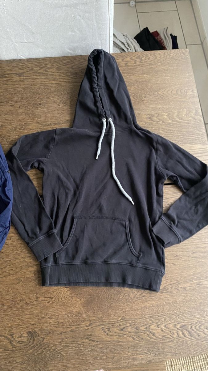 Zara Kleiderpakete: Bluse und Pullover Kleidungsstücke Zara Chicoree Grösse S – Gebraucht aus Hochwald von _biene_ 1