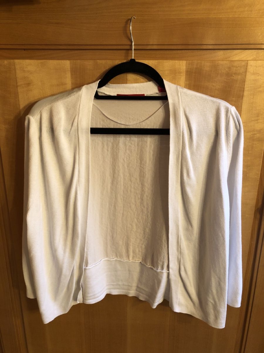 Bolero: S. Oliver Cardigan weiss Gr. 40 – Usato da Mauren venduto da ducducturi
