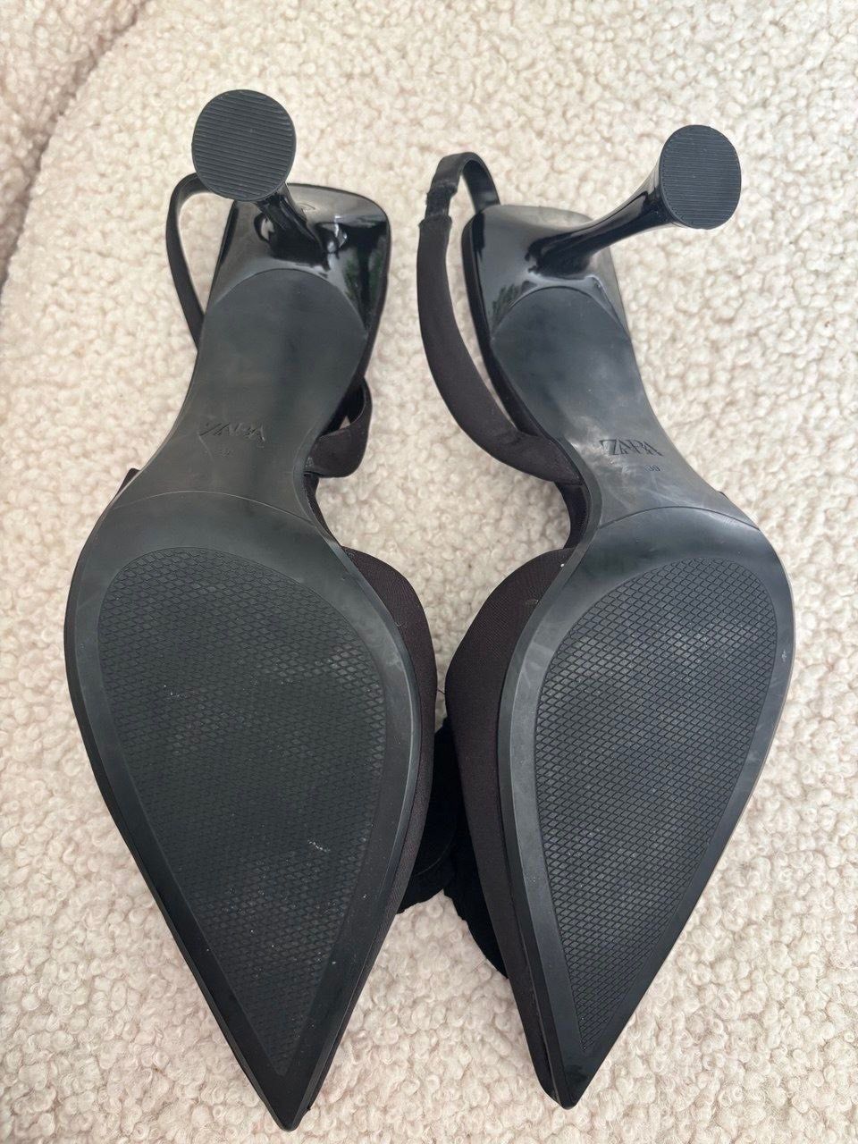 Zara Damenschuhe: Damen Pumps Zara – Neu (gemäss Beschreibung) aus Bern von ViksiBash 3