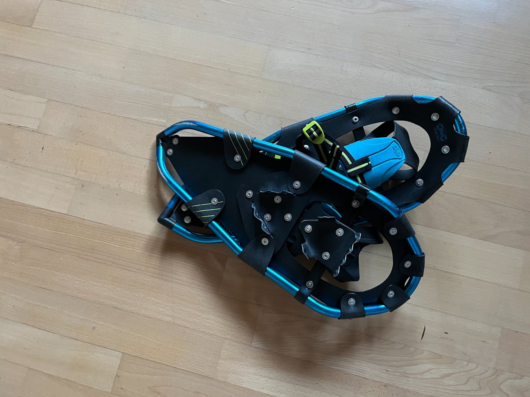 Herrenschuhe: Schneeschuhe – Gebraucht aus Zürich von emily02 1