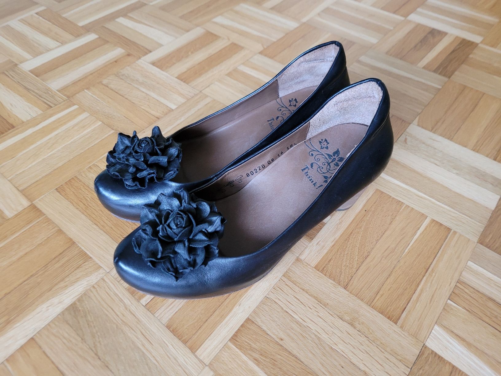 Think Scarpe da donna: Think! Pumps in Gr.38.5, neuwertig – Nuovo (secondo la descrizione) da Münchenbuchsee venduto da Grundel74 1