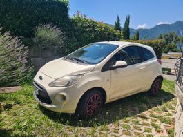 FORD KA 1.25 TITANIUM +