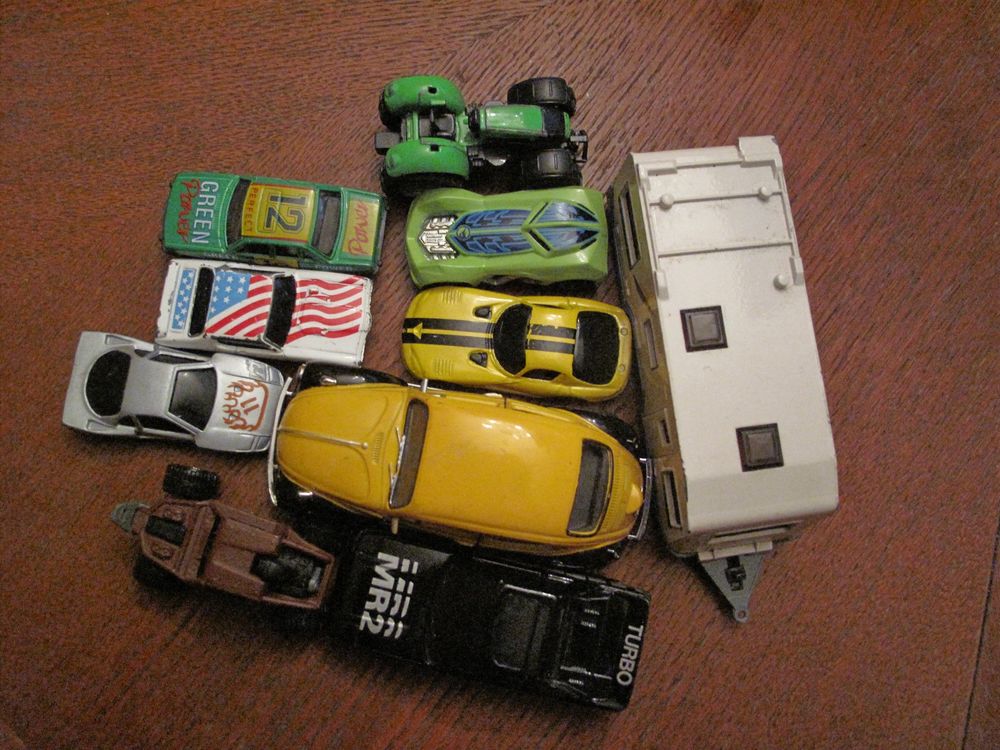 10 cars to play, USED condition Kaufen auf Ricardo