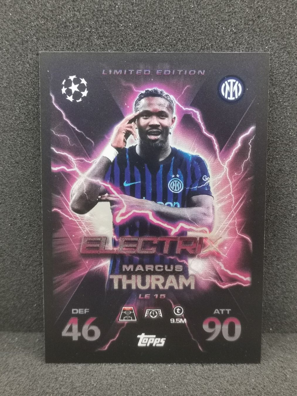Topps Carte collezionabili: Match attax 2025 /26 Extra Marcus Thuram Electrix Limited. – Usato da Einsiedeln venduto da sza_588x