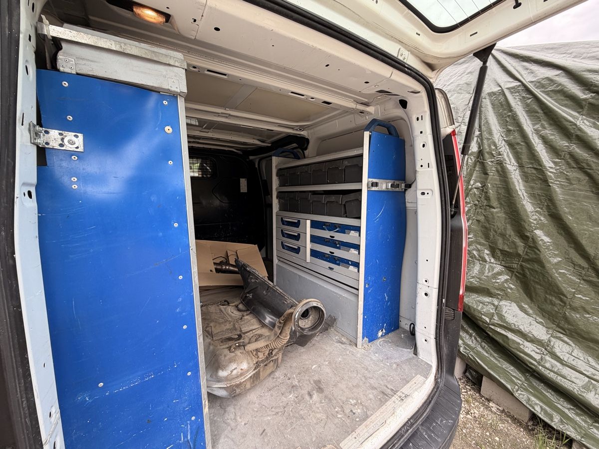 Ford Nutzfahrzeuge: Ford Transit Custom – Gebraucht aus Wahlen von lole431 7