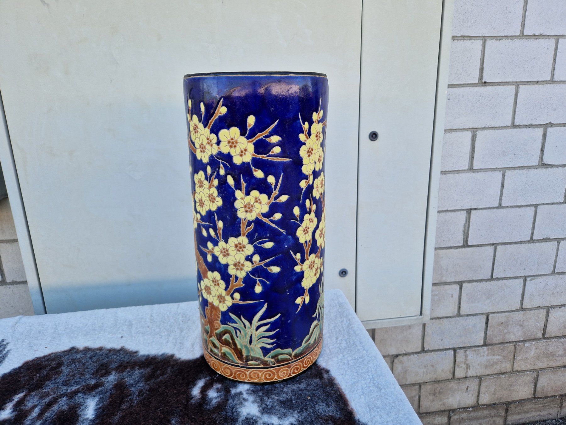 Vasi & Recipienti: Chinesische Vase  49cm hoch 22cm Durchm. – Usato da Wädenswil venduto da verebe 1