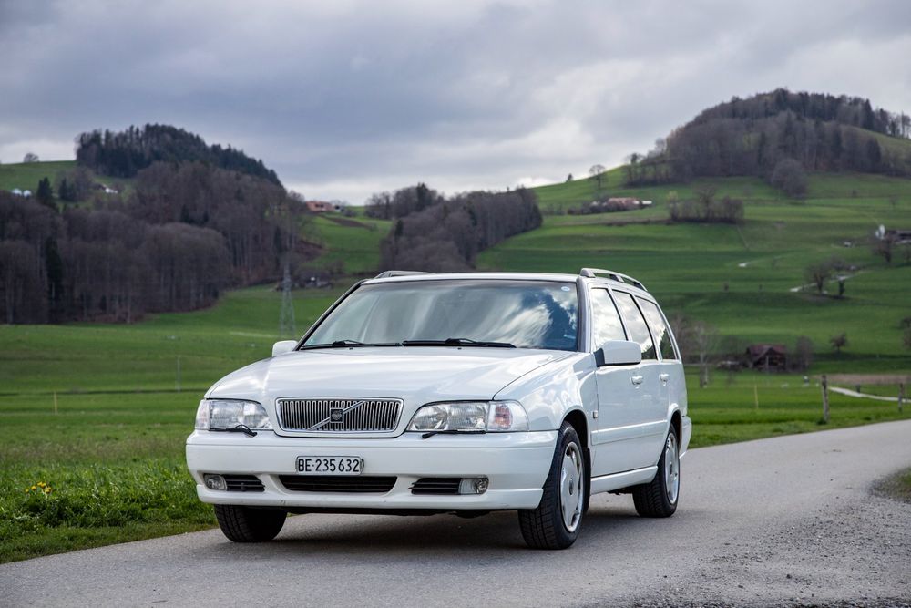 Volvo V70 2,5 20V * frisch ab MFK * nur 4 Tage * ab 1.-!