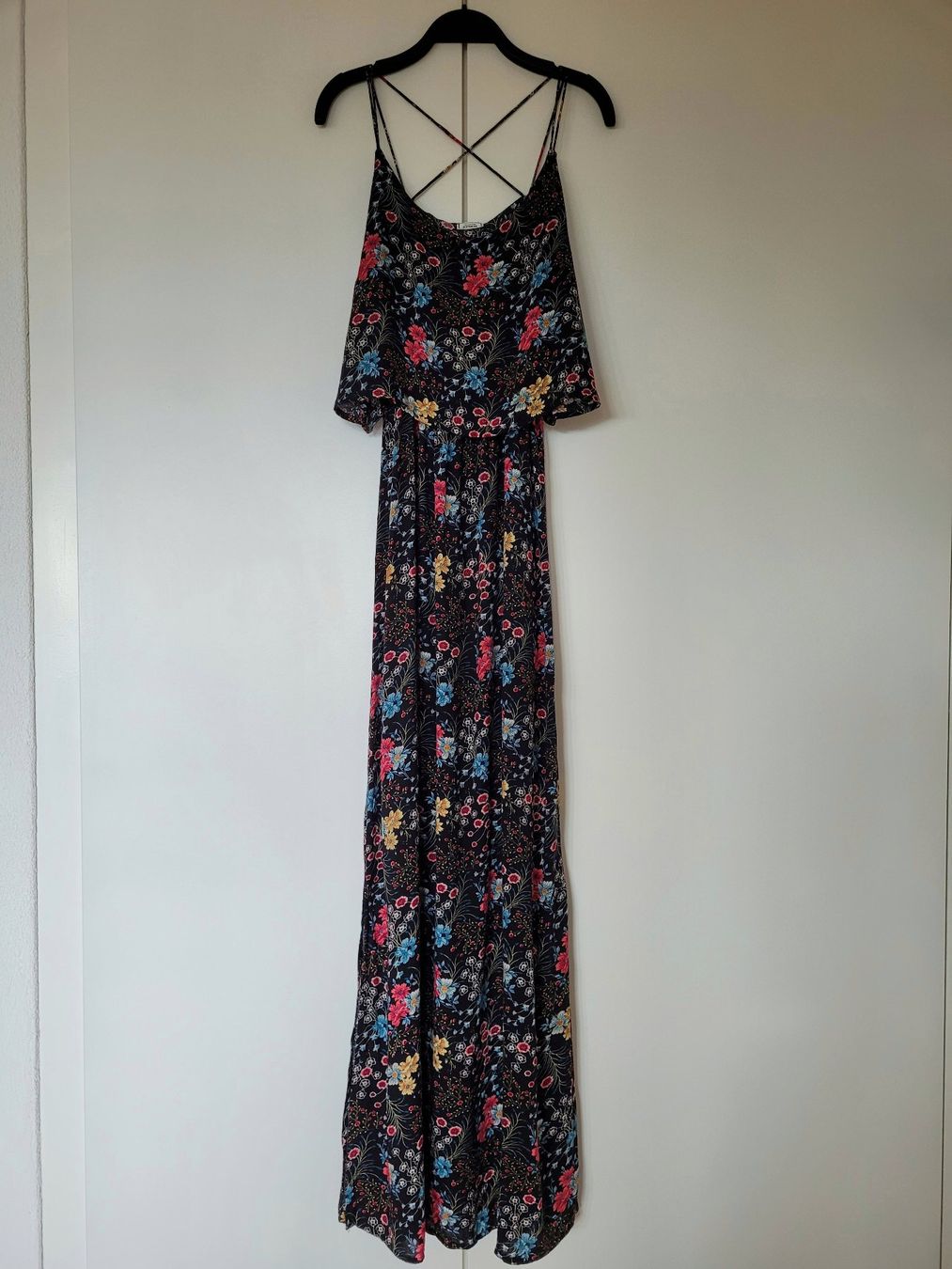 Pimkie Kleider: Robe fleurie avec fente – Gebraucht aus Villars-sur-Glâne von ninisabri 3
