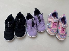 Nike & skechers Schuhe 27