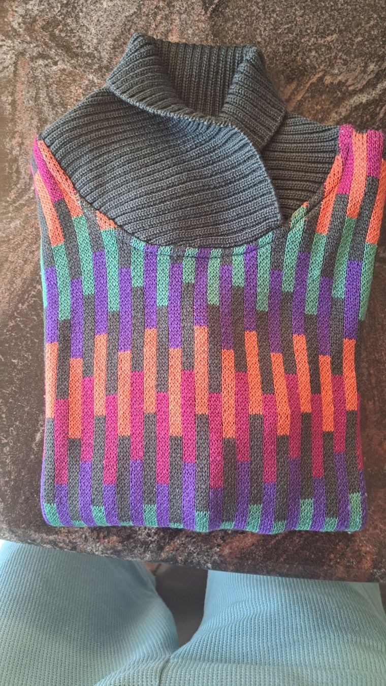 Missoni Pullover & Sweatshirts: Schöner Missoni Sport Pullover – Gebraucht aus Pfäffikon ZH von Valsangiaccomo 2