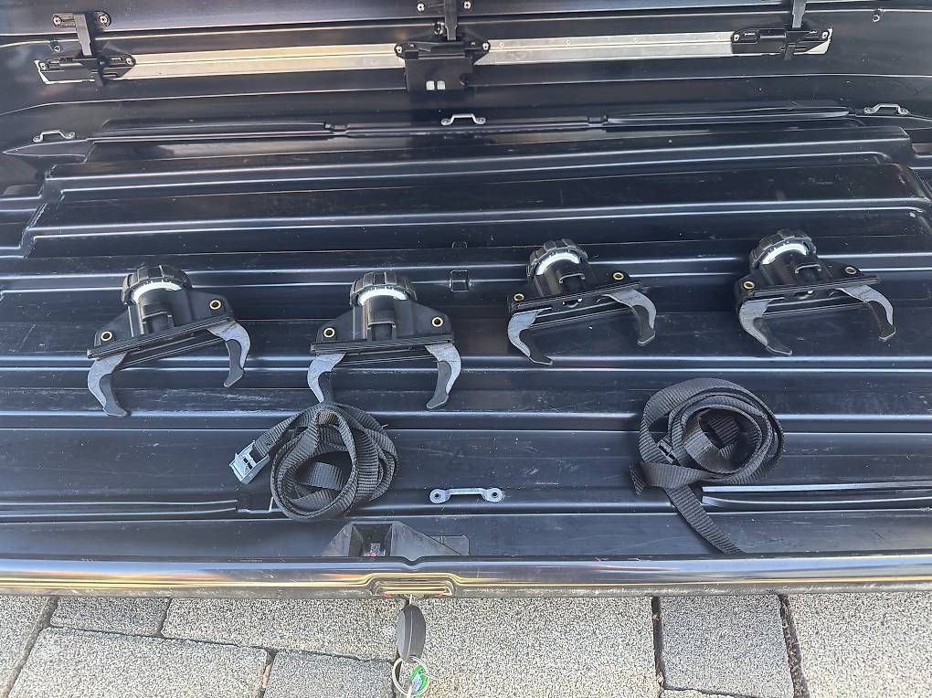 Box da tetto: Thule Dachbox mit Dachträger – Usato da Oberdorf BL venduto da kreis04 3