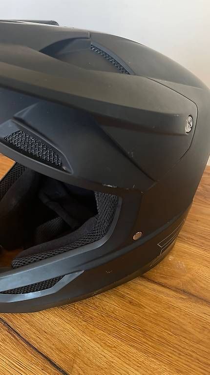 Helme & Visiere: SHOT RACE SOLID HELM Grösse S – Gebraucht aus Widnau von nele02 2
