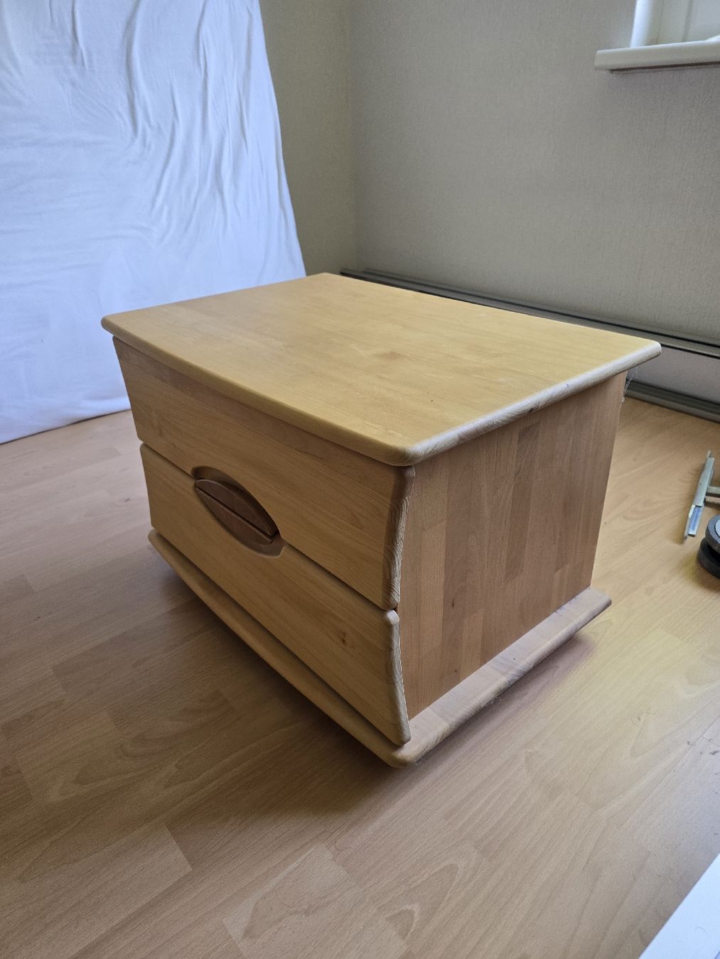 Nachttische: 2x Nachttisch aus Holz – Gebraucht aus St. Gallen von anomis_m 1