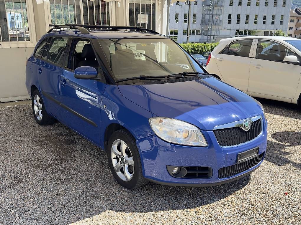 Autos: Skoda Fabia 1.6i (AUTOMATICA) – Gebraucht aus Agno von jonnyautosagl