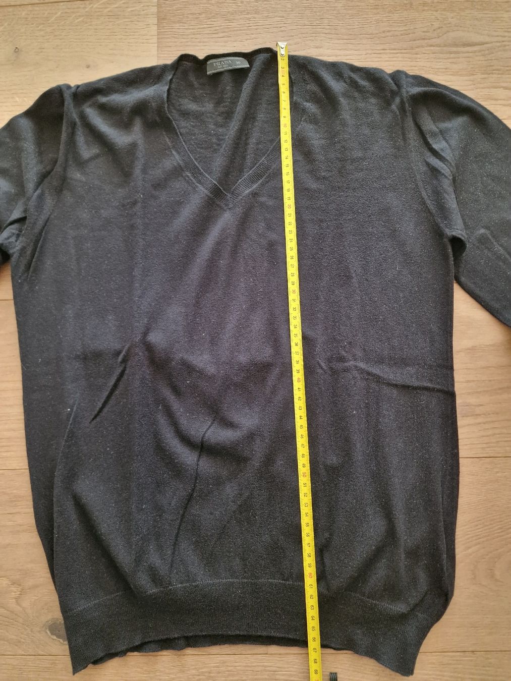 Prada Maglioni & Felpe: PRADA Pullover V-Ausschnitt Grösse 50 schwarz – Usato da Allenwinden venduto da Babo2 2