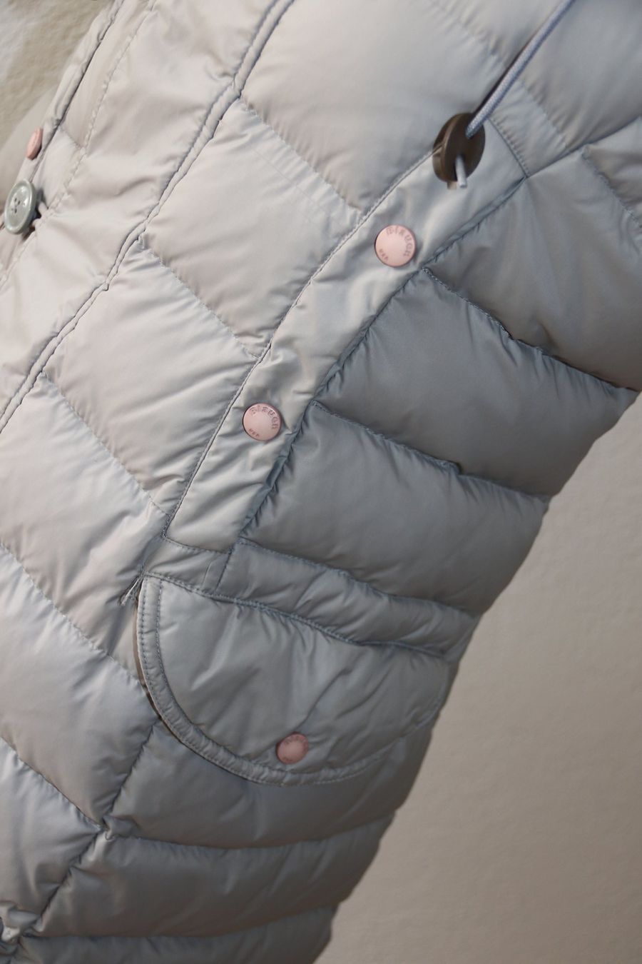Cappotti: Daunen- / Winterjacke von BLAUER eher Gr.XS – Usato da Oberwil-Lieli venduto da Svetlana28 4