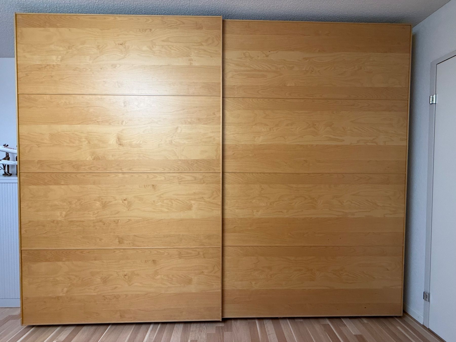 Ikea Armadi: PAX Kleiderschrank mit Schiebetüren – Usato da Mellingen venduto da hirschhotel6 3