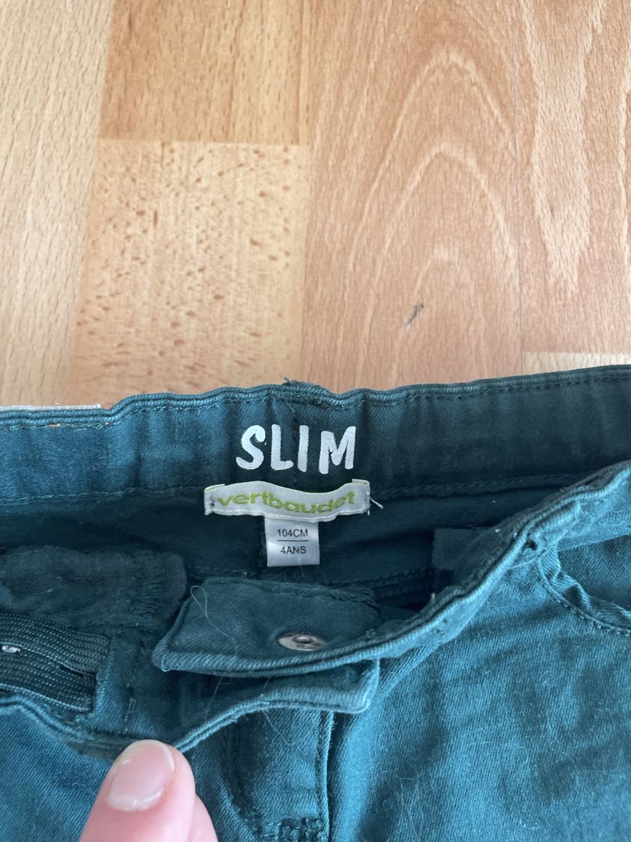 Pantaloni: Gr. 104 jeans Vertbaudet – Usato da Wädenswil venduto da flo8820 1