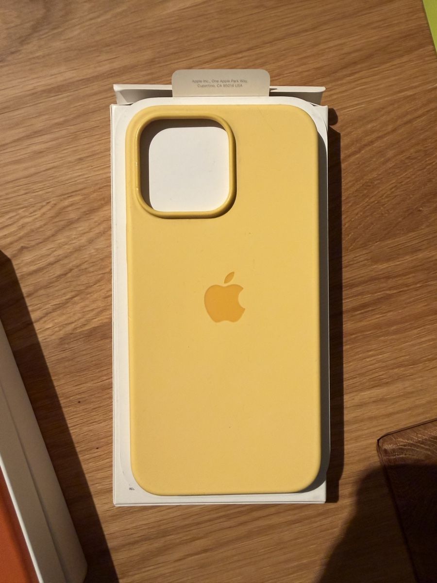 Apple Covers & Schutzfolien: Magsafe cover iphone 14 pro max – Gebraucht aus Giubiasco von kbo_zw7k 1