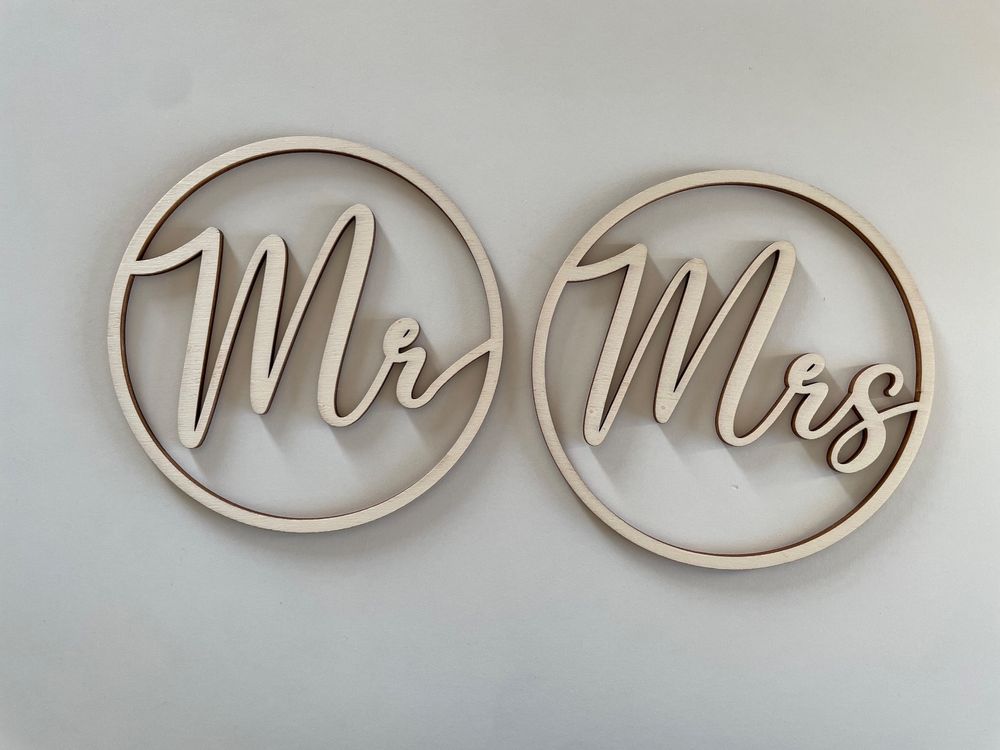 Mrs & Mrs Tortenfigur – Witziger Tortenaufsatz Für Frauenhochzeit, Lesbische Hochzeit, Ca. 9 Cm, Inkl. 3 Sticker