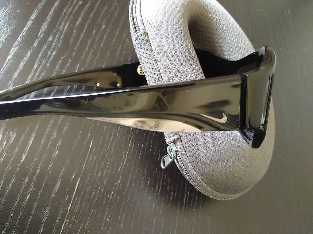 Brillen & Gläser: Lunettes de soleil Nike Tina – Gebraucht aus Genève von sphakka 4