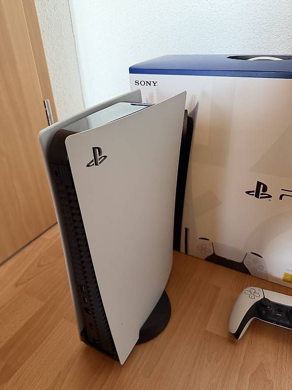 Console: Playstation 5 mit Laufwerk – Usato da Murgenthal venduto da jni_kh6y 3