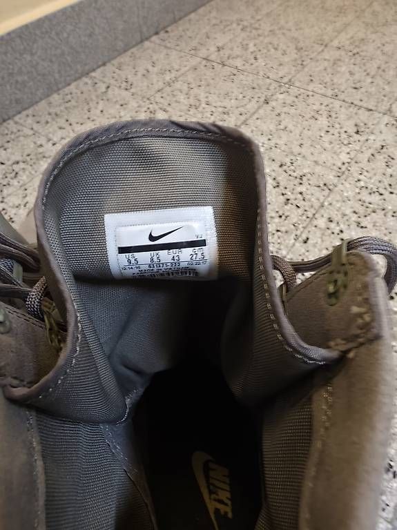 Chaussures hommes: Chaussures Nike SFB randonnée  – D'occasion à Neuchâtel par Vito-rocco 2