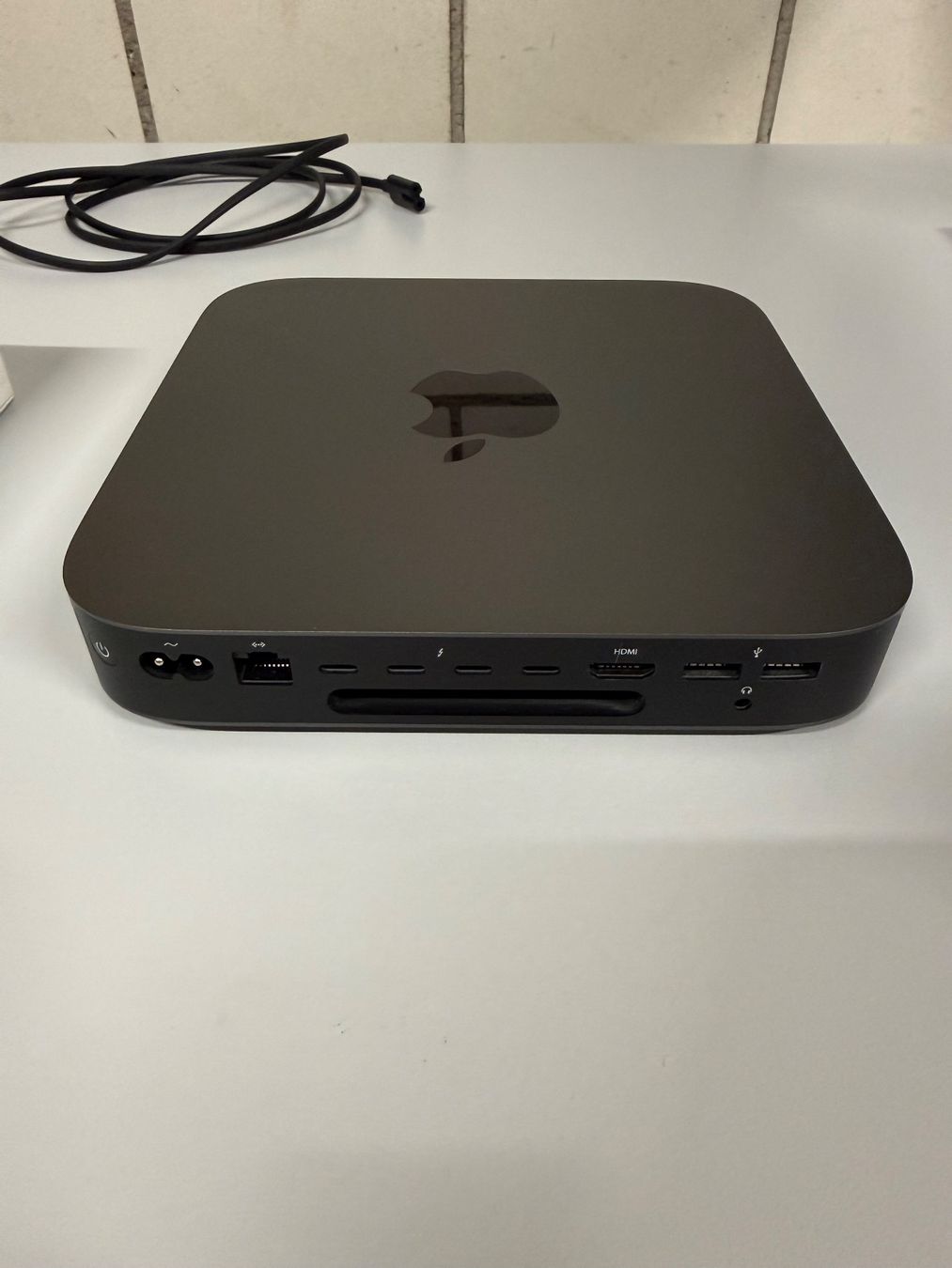 Apple PC: Apple Mac mini 2018, Intel i5, 8GB Ram, 500GB SSD – Usato da Altbüron venduto da MrApplePro 3