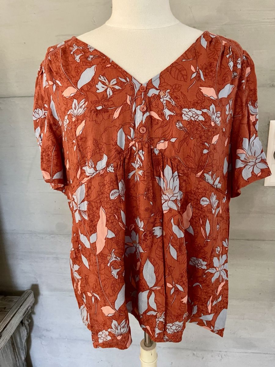 Esprit Camicette: schöne Bluse Gr. 42 – Usato da Buchrain venduto da Sunny026
