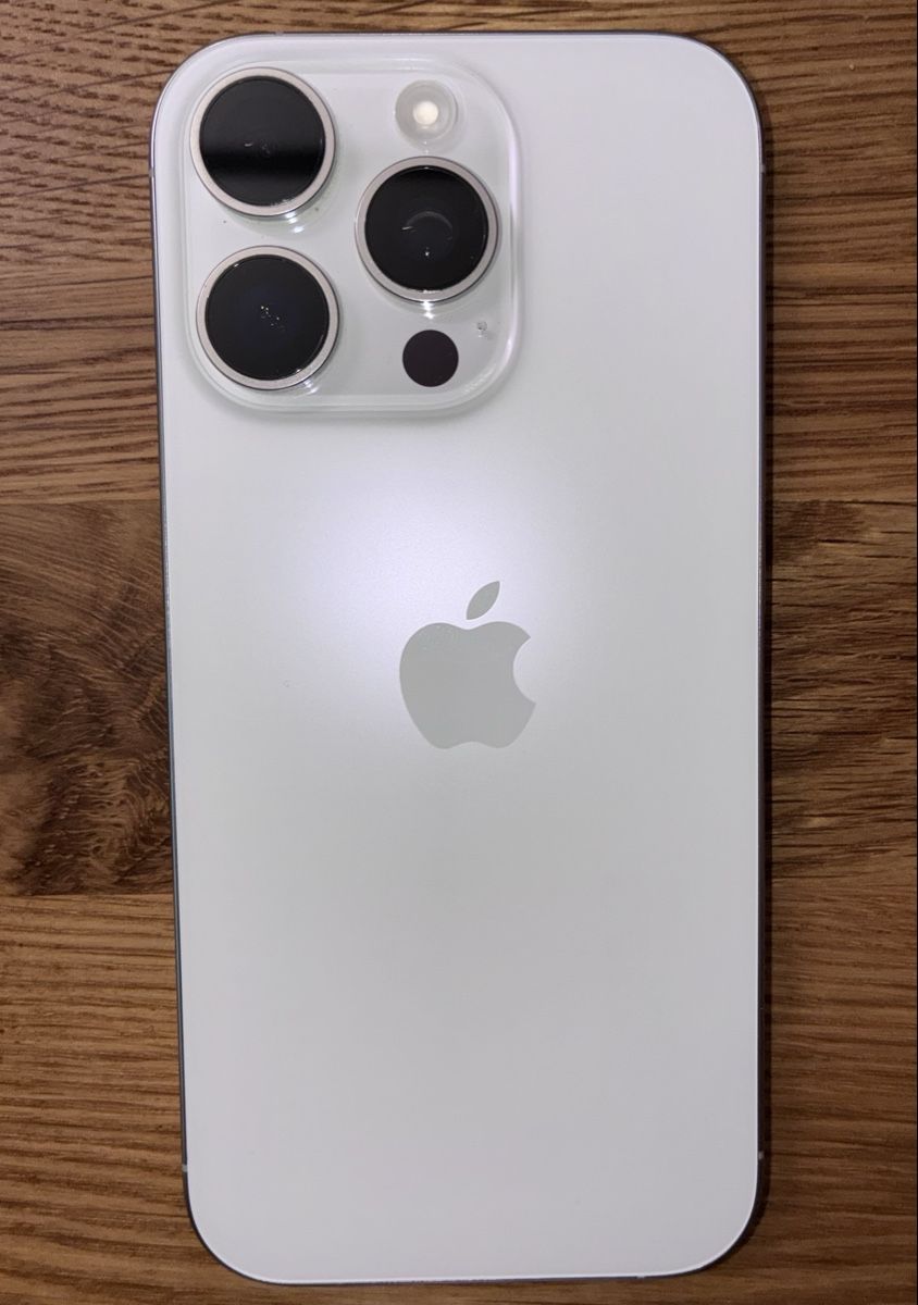 Apple Telefoni cellulari / Smartphones: iPhone 16 Pro (128 GB, weiss) – Usato da Volketswil venduto da cba_75ws 2