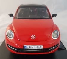 VW New Beetle,  Rot - Modelljahr ab 2012  / Masstab 1:18