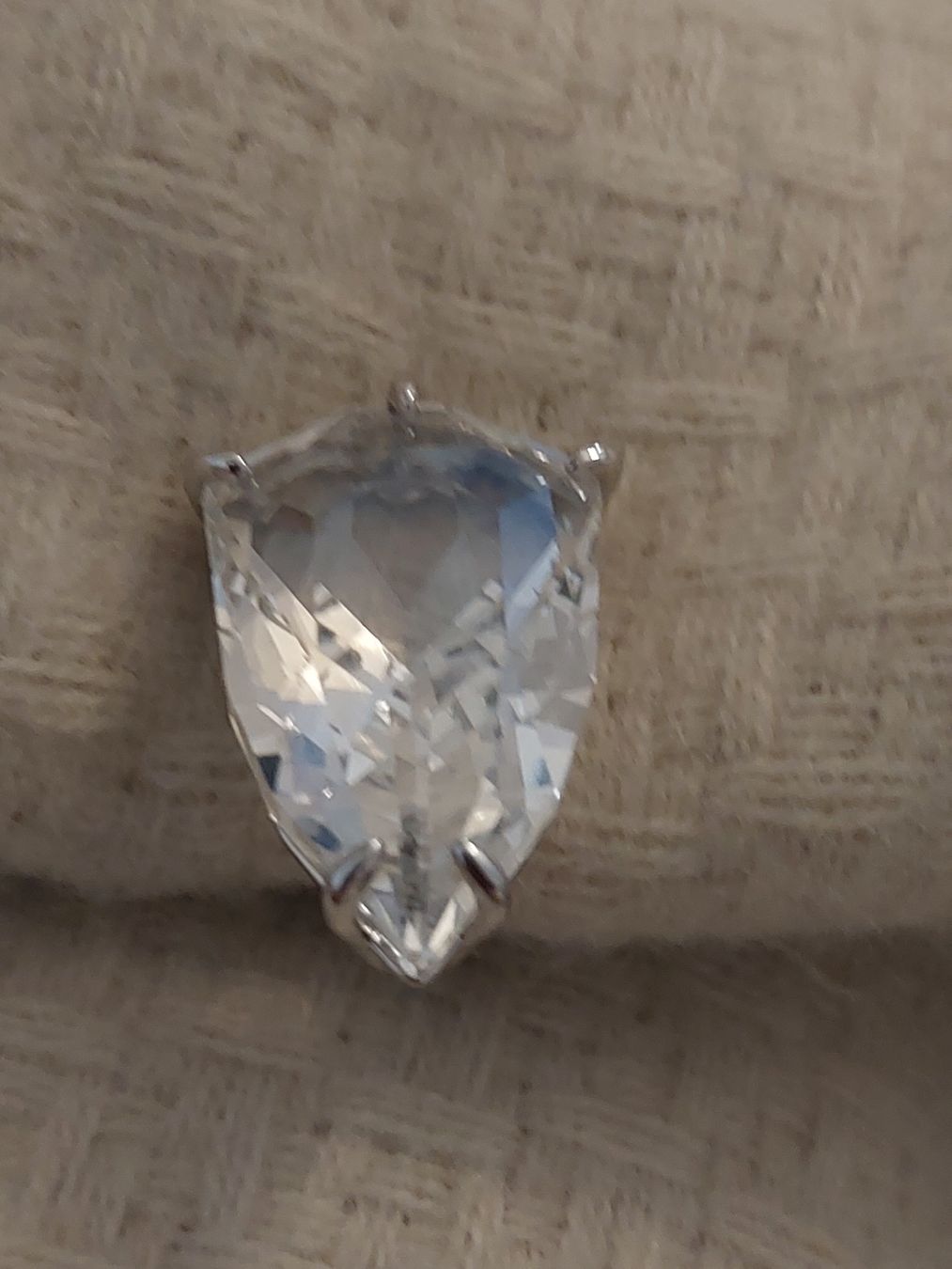 Swarovski Ohrringe & -stecker: Swarovski Ohrringe – Neu (gemäss Beschreibung) aus Rorschach von von_gz5r 5
