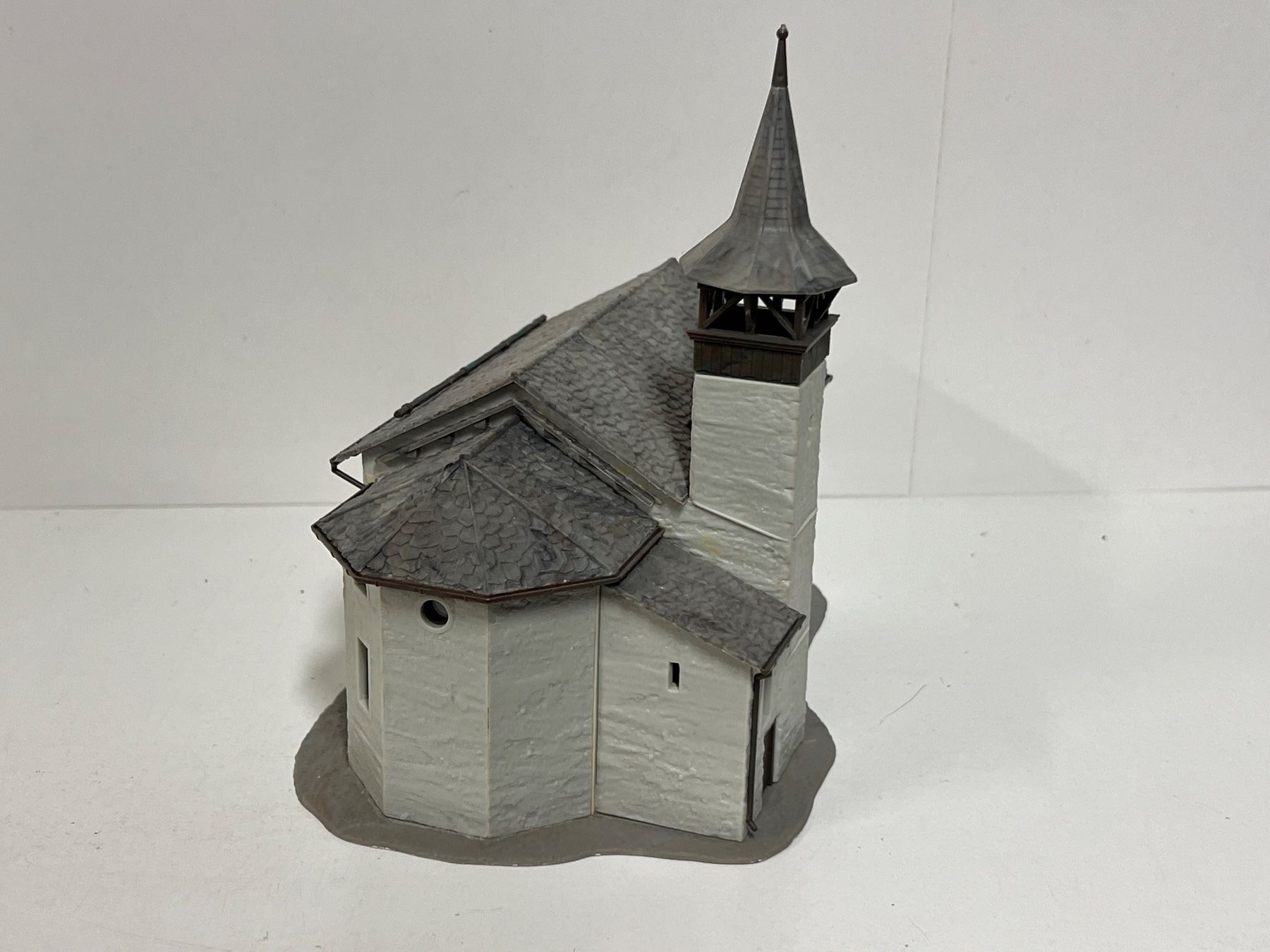 Kibri Modellini di ferrovie: Kibri Bergkirche  H0 – Usato da Neuenhof venduto da ludovicco 2